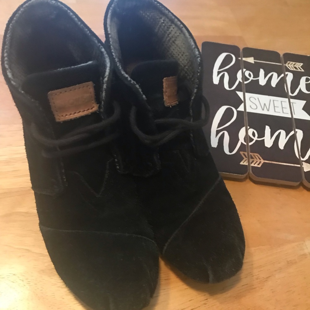❤️🔥🔥🥰TOMS WEDGE ANKLE BOOTIES 🥰🔥🔥❤️